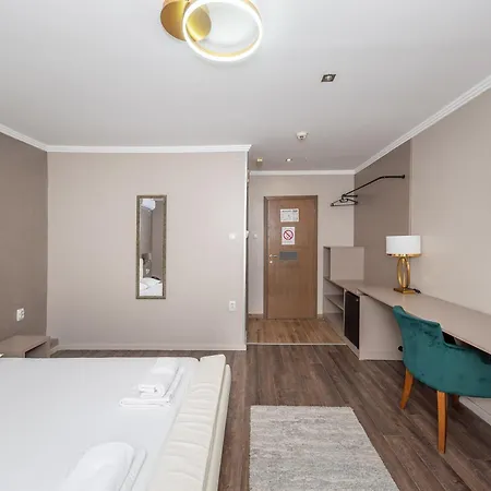 Garni Mediteraneo 3* Novi Sad