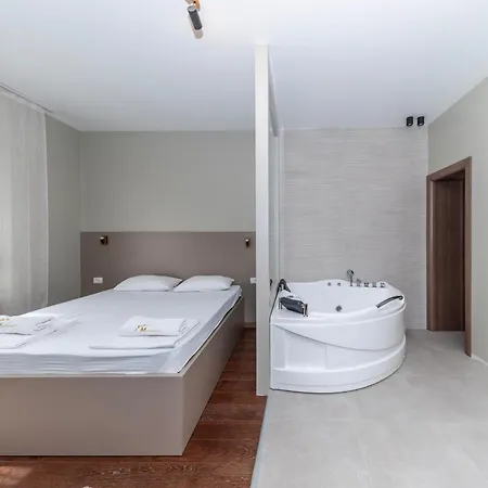 Garni Mediteraneo 4*