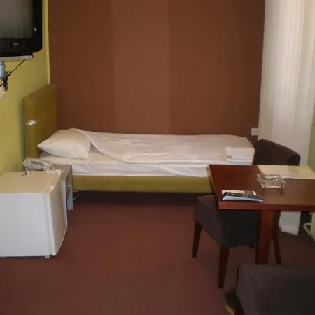Hotel Garni Mediteraneo 3*